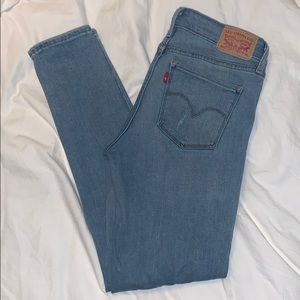 Levi low rise skinny jeans